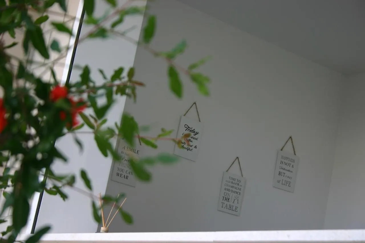 Next Door Apartment Maro & Ivan Njivice Croatia