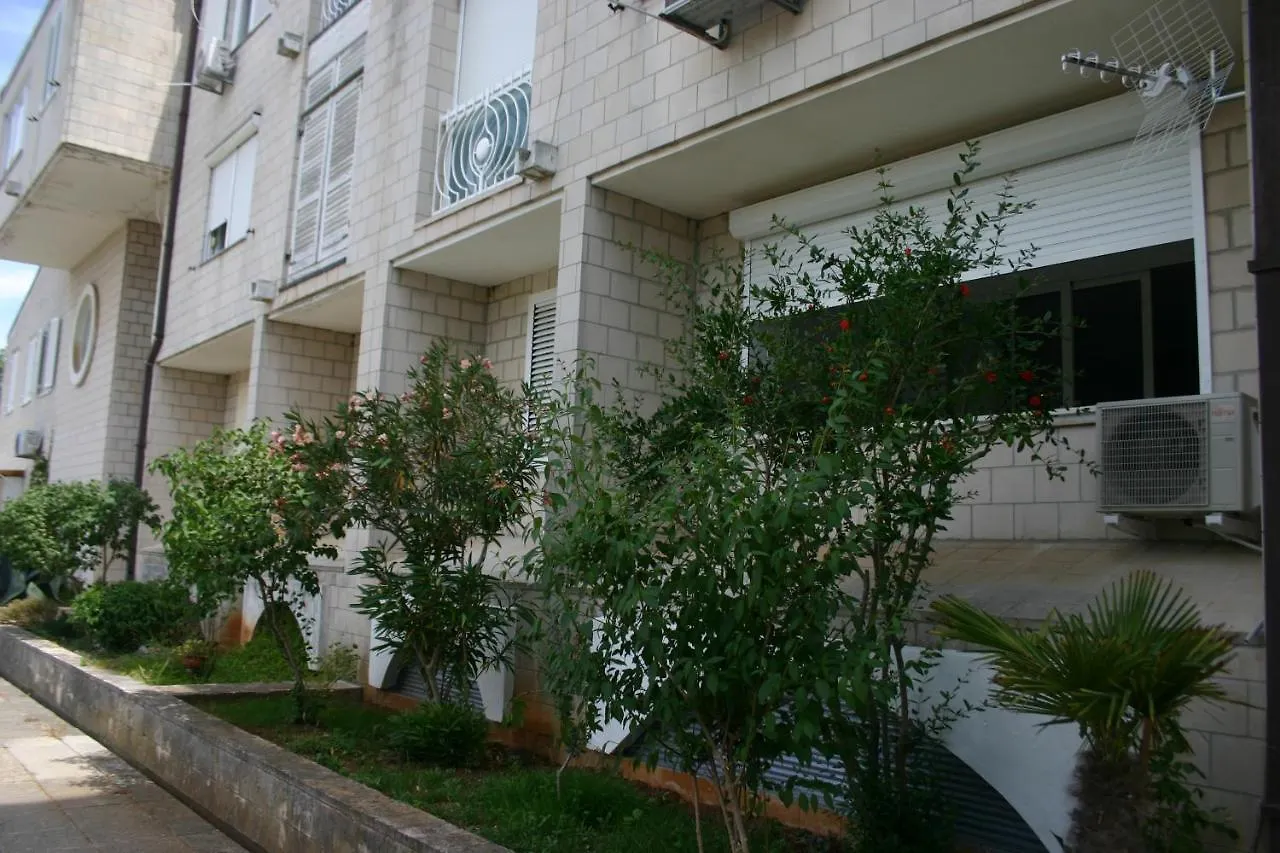Next Door Apartment Maro & Ivan Njivice 0*,  Croatia